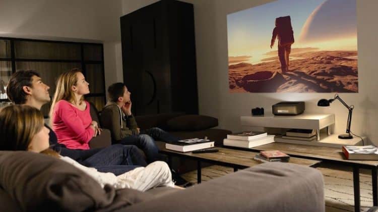 How to Watch TV on a Projector Without A Cable Box